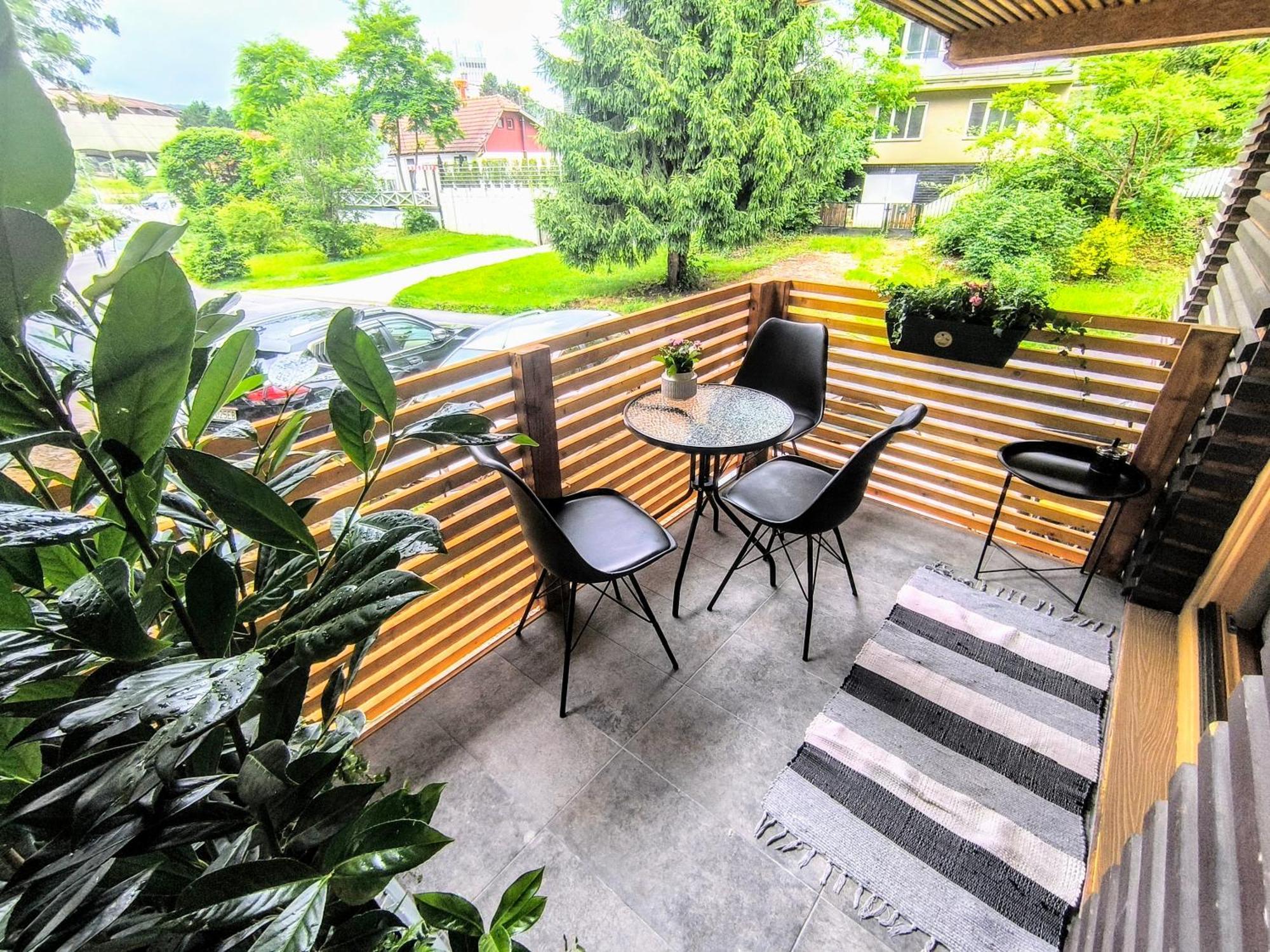 Park Borik 4You & Free Parking Žilina Exterior foto